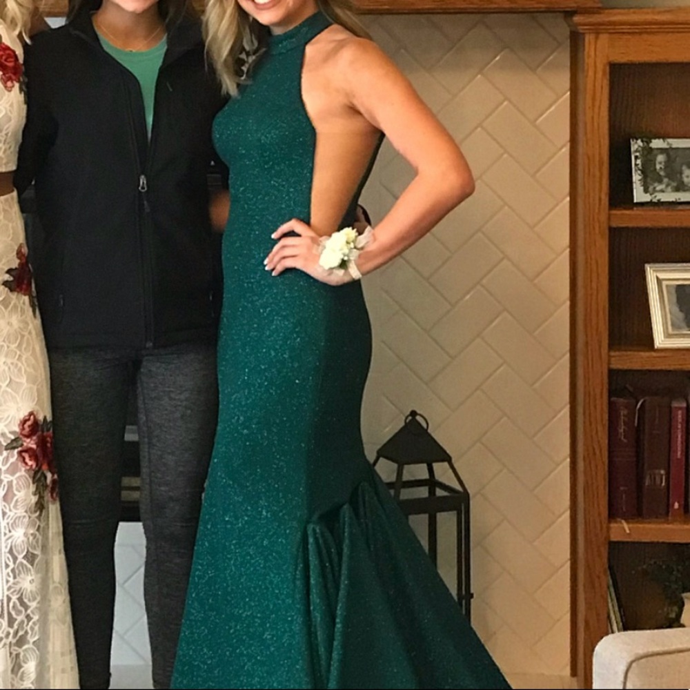 Jovani  Emerald green w/woven sparkles, size 8